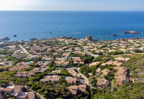 Residence in Costa Paradiso, apartments with private outdoor area